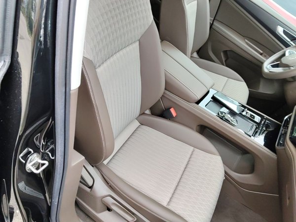 Volkswagen Viloran 2024, 2100 км, за 27839 USD - фото 15