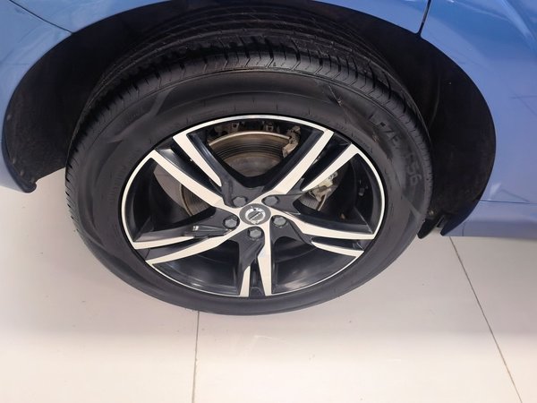 Volvo XC60 2019, 108699 км, за 21222 USD - фото 10