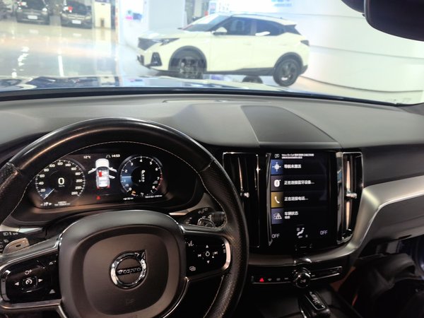 Volvo XC60 2019, 108699 км, за 21222 USD - фото 13