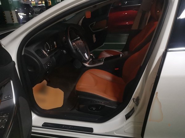 Volvo S60 2019, 110600 км, за 12227 USD - фото 16