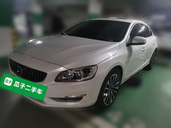 Volvo S60 · 2019 год