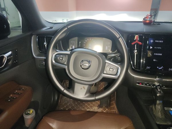 Volvo XC60 2021, 105600 км, за 19226 USD - фото 11