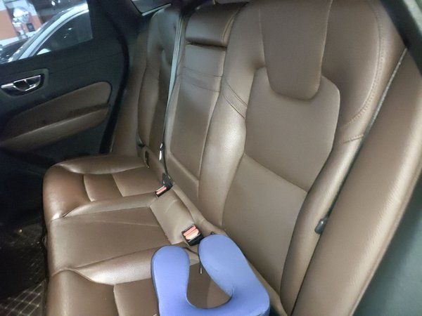 Volvo XC60 2021, 105600 км, за 19226 USD - фото 18