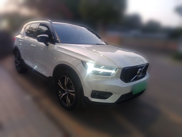 Volvo XC40 2021, 119600 км, за 17040 USD