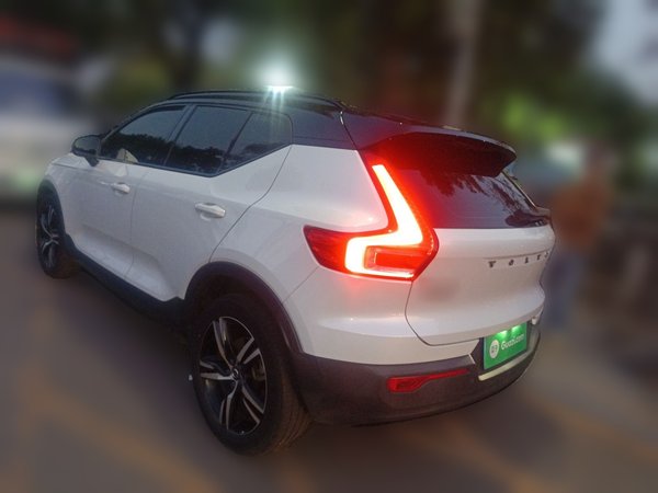 Volvo XC40 2021, 119600 км, за 17040 USD