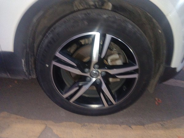 Volvo XC40 2021, 119600 км, за 17040 USD - фото 8