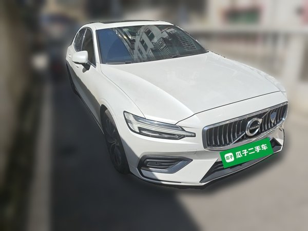 Volvo S60 2021, 81400 км, за 18646 USD