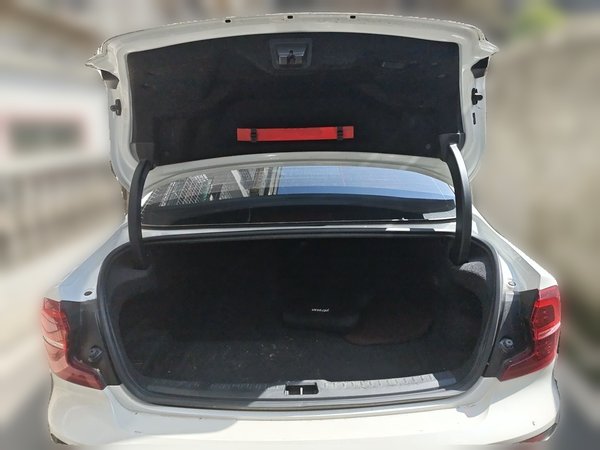 Volvo S60 2021, 81400 км, за 18646 USD - фото 20