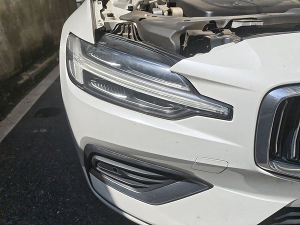 Volvo S60 2021, 81400 км, за 18646 USD - фото 7