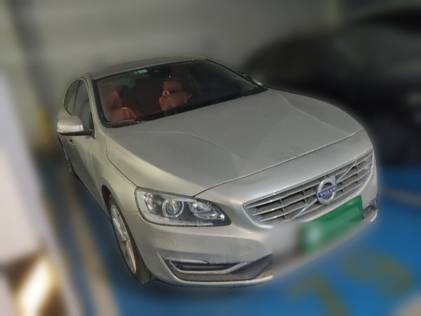 Volvo S60 2016, 101500 км, за 8999 USD