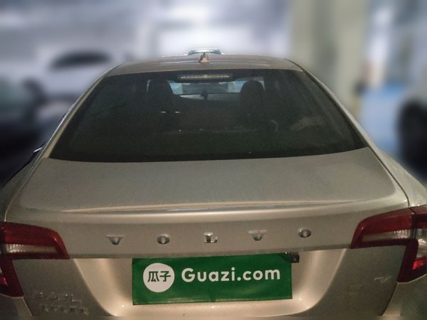 Volvo S60 2016, 101500 км, за 8999 USD