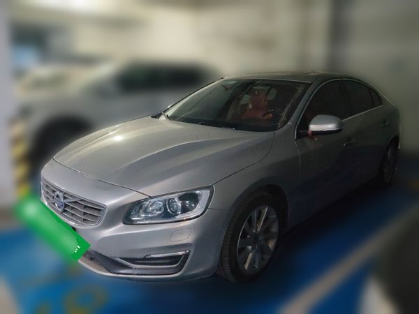 Volvo S60 · 2016 год