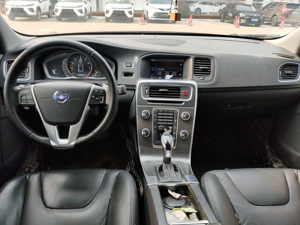 Volvo S60 2014, 168500 км, за 5971 USD - фото 13
