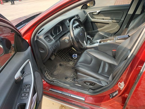 Volvo S60 2014, 168500 км, за 5971 USD - фото 19