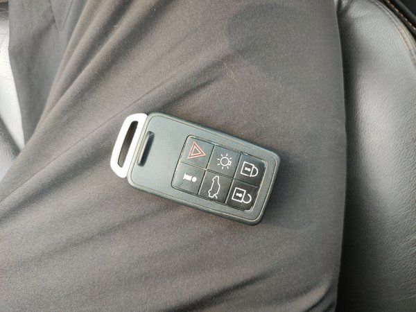 Volvo S60 2014, 168500 км, за 5971 USD - фото 12