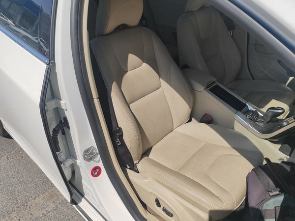 Volvo S60 2014, 98700 км, за 7723 USD - фото 23