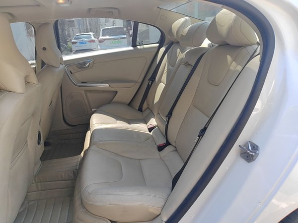 Volvo S60 2014, 98700 км, за 7723 USD - фото 20