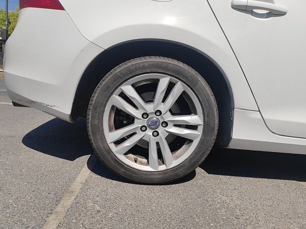 Volvo S60 2014, 98700 км, за 7723 USD - фото 10