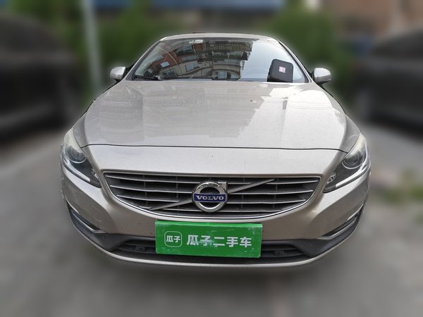 Volvo S60 2016, 95900 км, за 6871 USD