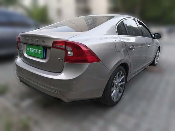 Volvo S60 2016, 95900 км, за 6871 USD - фото 6