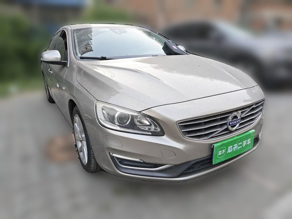 Volvo S60 2016, 95900 км, за 6871 USD