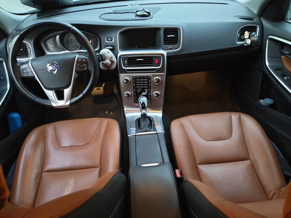 Volvo S60 2016, 95900 км, за 6871 USD - фото 10