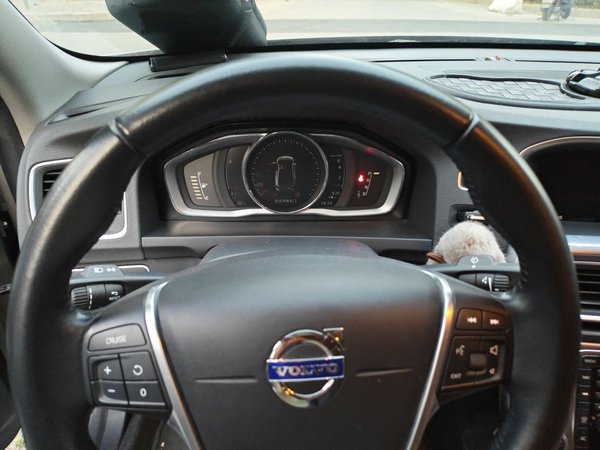 Volvo S60 2016, 95900 км, за 6871 USD - фото 12