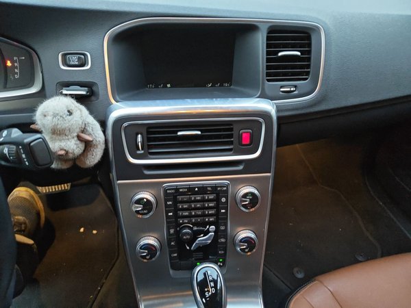 Volvo S60 2016, 95900 км, за 6871 USD - фото 14