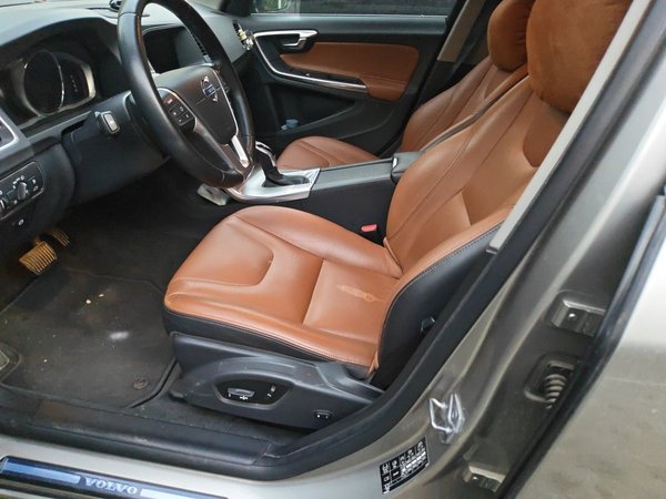 Volvo S60 2016, 95900 км, за 6871 USD - фото 16