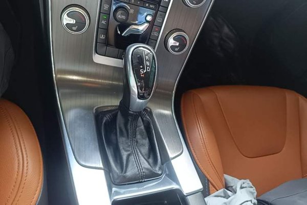 Volvo S60 2016, 143300 км, за 8084 USD - фото 16