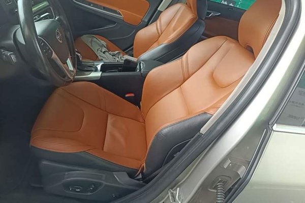 Volvo S60 2016, 143300 км, за 8084 USD - фото 17