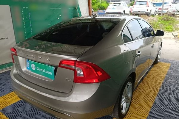 Volvo S60 2016, 143300 км, за 8084 USD - фото 6