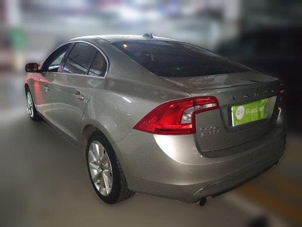 Volvo S60 2016, 179400 км, за 4960 USD
