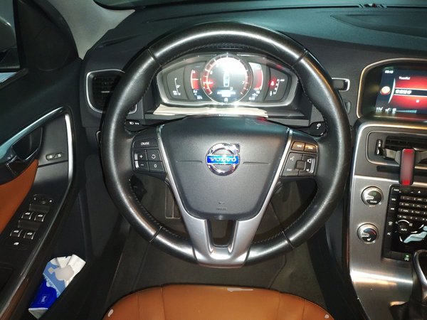 Volvo S60 2016, 179400 км, за 4960 USD - фото 11