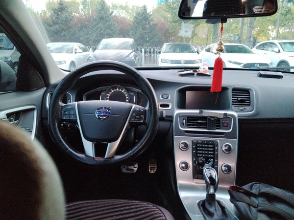 Volvo S60 2017, 64100 км, за 7039 USD - фото 10