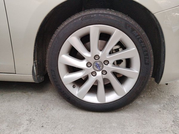 Volvo S60 2017, 64100 км, за 7039 USD - фото 8