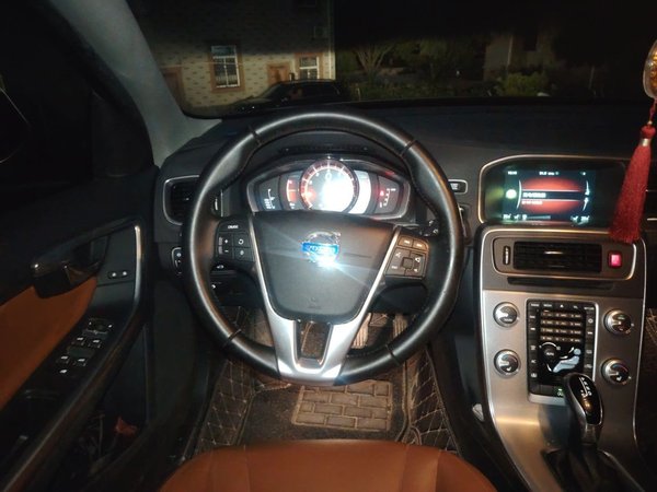Volvo S60 2017, 89100 км, за 7799 USD - фото 11