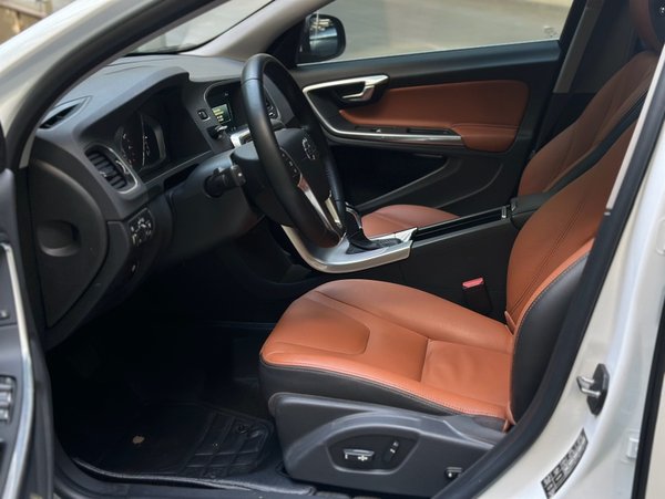 Volvo S60 2017, 74200 км, за 9433 USD - фото 15