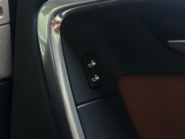 Volvo S60 2017, 74200 км, за 9433 USD - фото 25