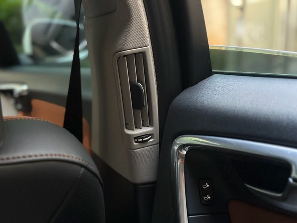 Volvo S60 2017, 74200 км, за 9433 USD - фото 19