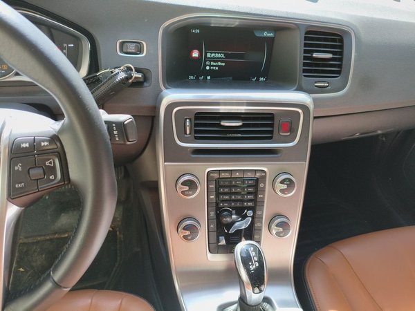 Volvo S60 2017, 74200 км, за 9433 USD - фото 13