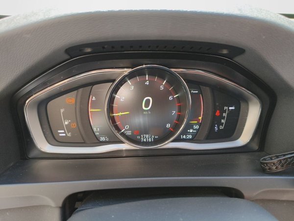 Volvo S60 2017, 74200 км, за 9433 USD - фото 11