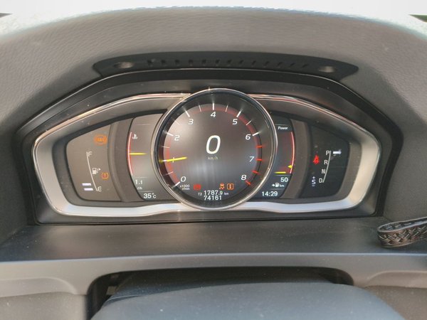 Volvo S60 2017, 74200 км, за 9433 USD - фото 12