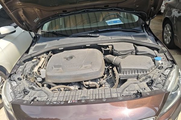 Volvo S60 2018, 157000 км, за 9862 USD - фото 24