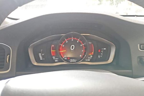 Volvo S60 2018, 157000 км, за 9862 USD - фото 14