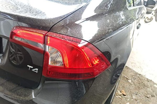 Volvo S60 2018, 157000 км, за 9862 USD - фото 9