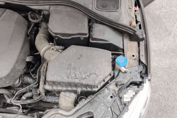 Volvo S60 2018, 61800 км, за 8624 USD - фото 22