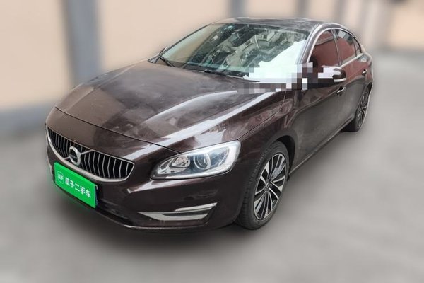 Volvo S60 · 2018 год