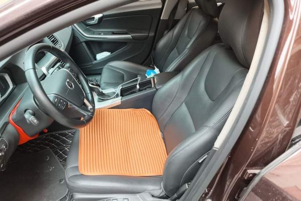 Volvo S60 2018, 61800 км, за 8624 USD - фото 15