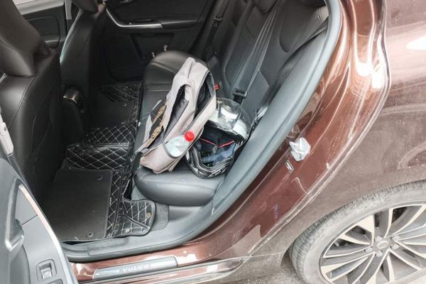 Volvo S60 2018, 61800 км, за 8624 USD - фото 17